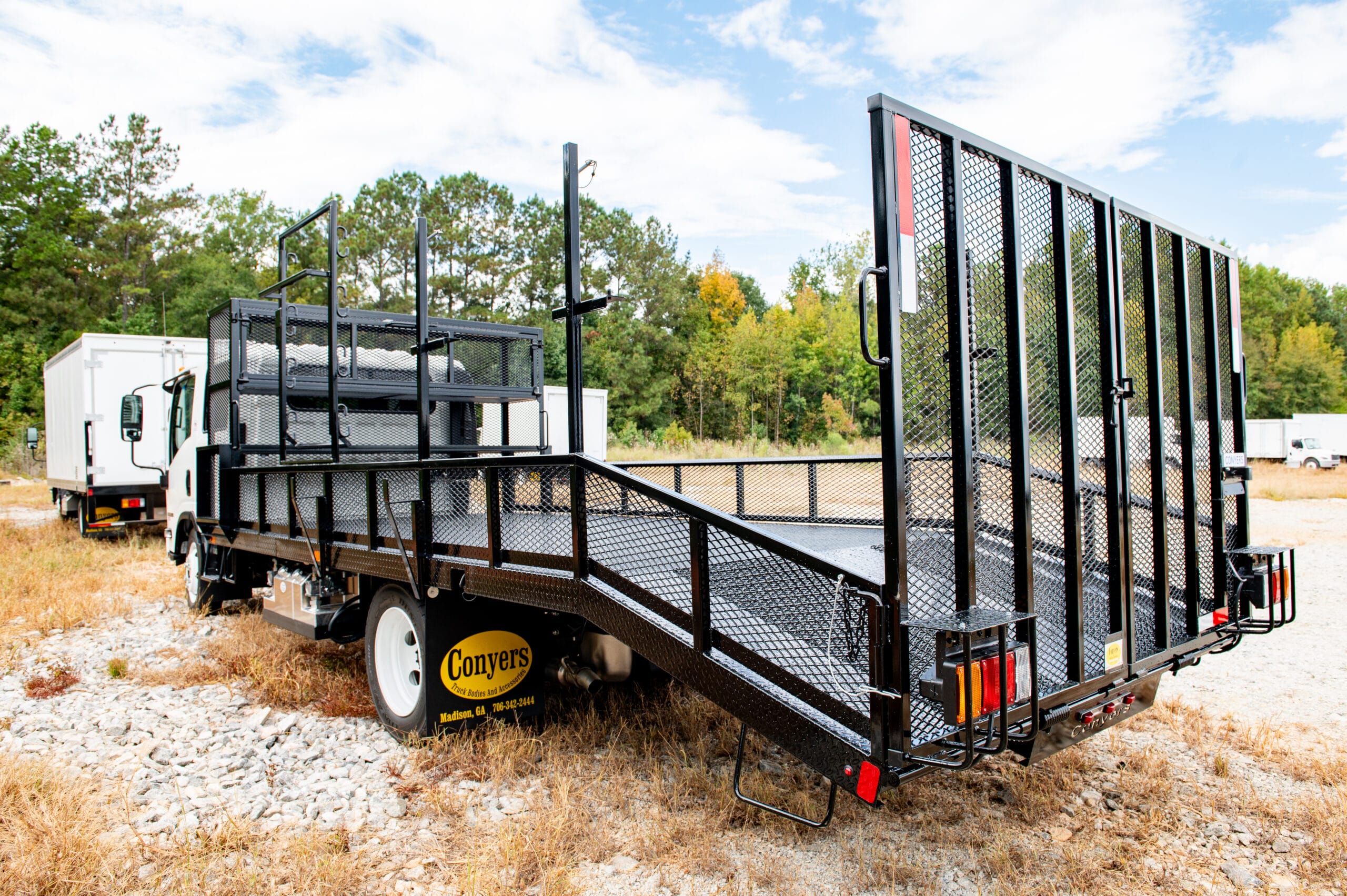 Lawncare truck body